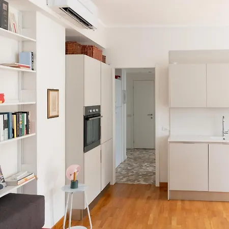 Cozy Two Bedrooms Fiera - Mirable Pm ميلان