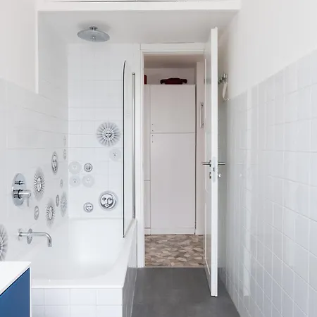 Cozy Two Bedrooms Fiera - Mirable Pm ميلان