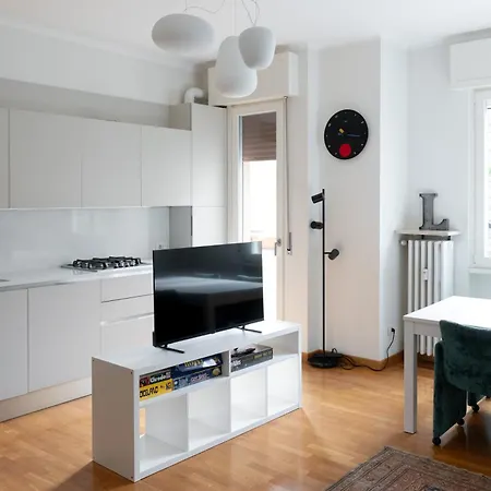 شقة Cozy Two Bedrooms Fiera - Mirable Pm ميلان